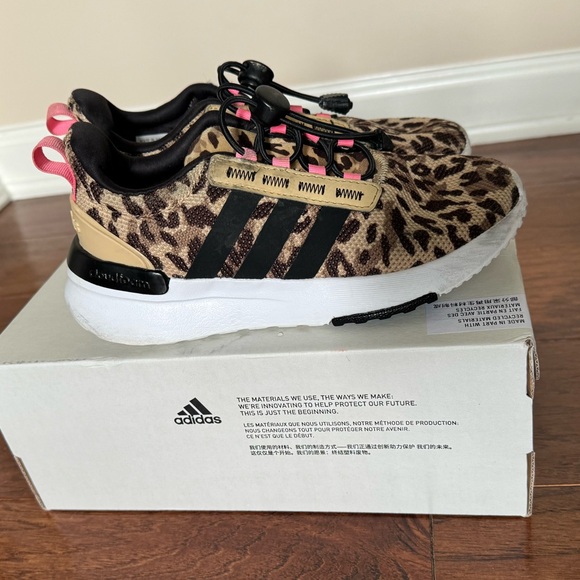 Adidas leopard Racer TR21 sneakers, size 2, barely worn - Picture 7 of 9
